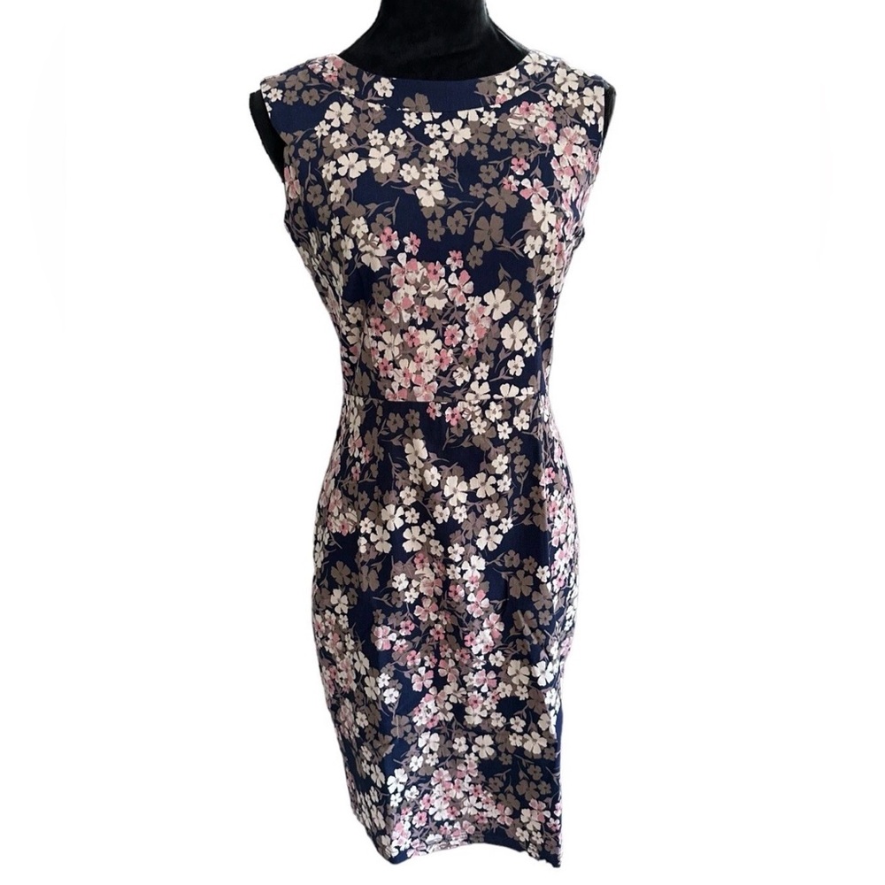 Floral Sleeveless Dress  by Apricot  Size Medium
